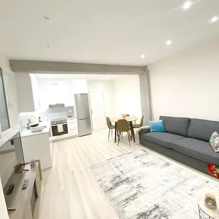 Apartment Albaola Aparment *