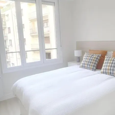 아파트 Albaola Aparment