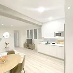 Albaola Aparment アパート